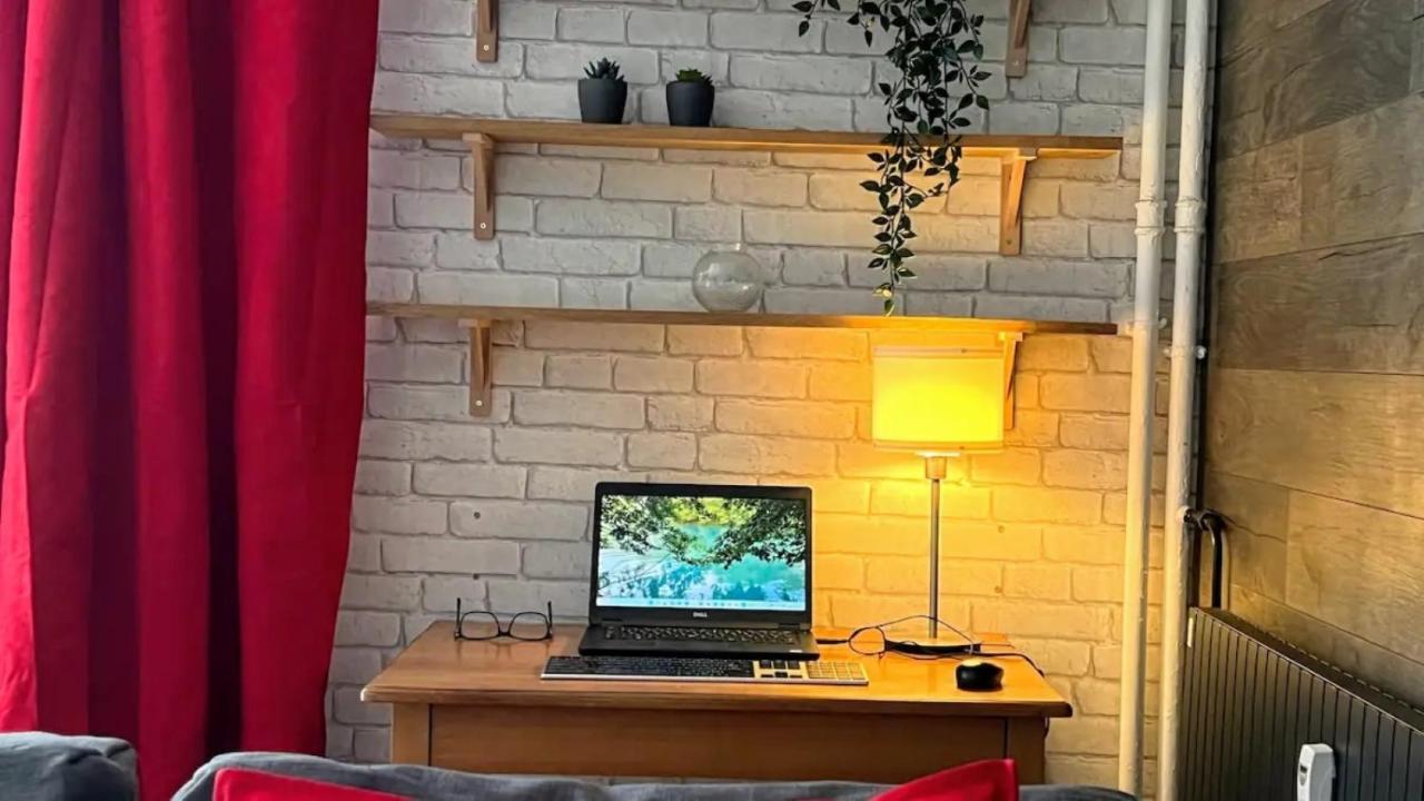 Appartement Chic Proche De Paris, Parking Inclus Saint-Maur-des-Fossés Exteriör bild